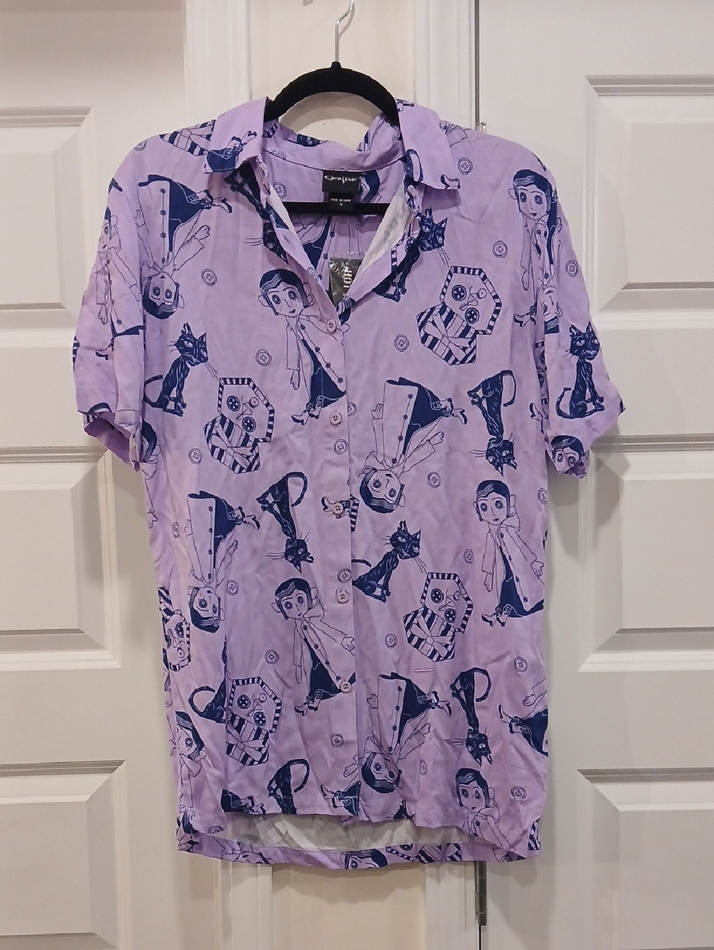 New Coraline Purple Button Down Top Womens Size Small